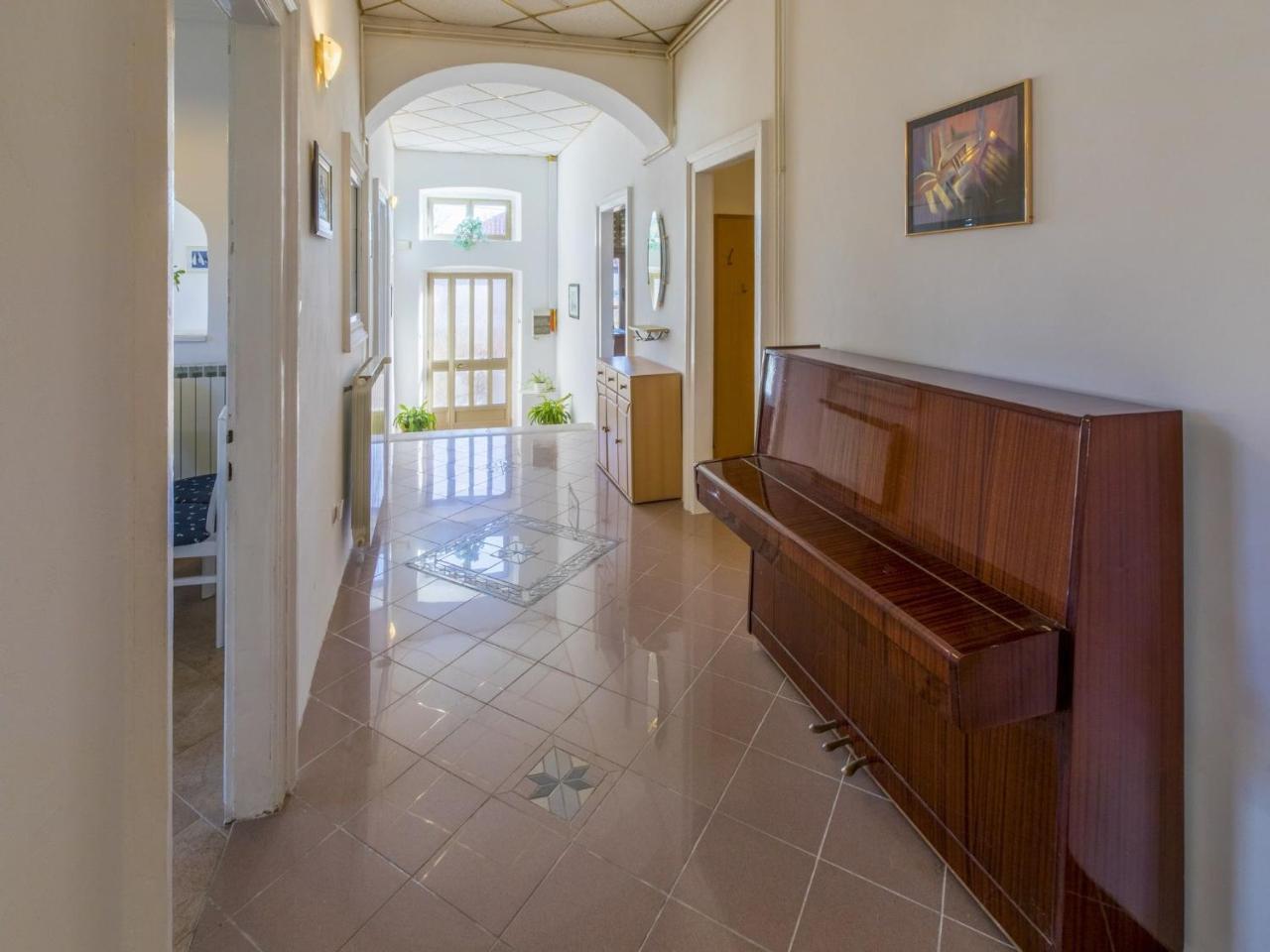 Apartment Piano Криквеница Екстериор снимка