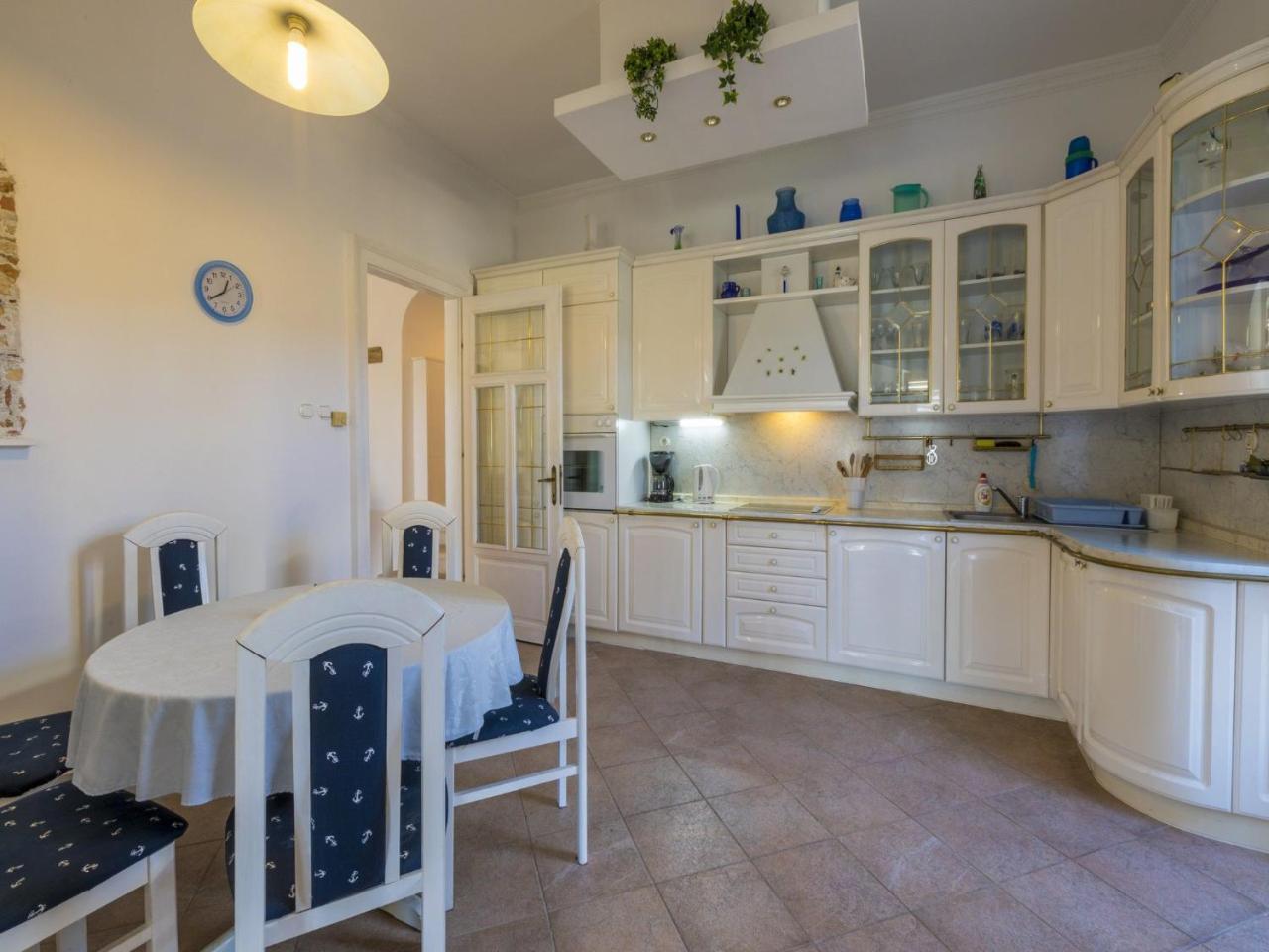 Apartment Piano Криквеница Екстериор снимка
